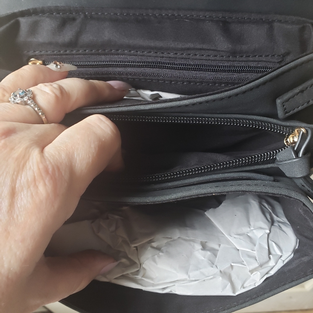 Purse - Picture 4 of 8